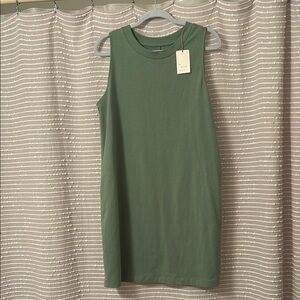 Sleeveless Green Dress